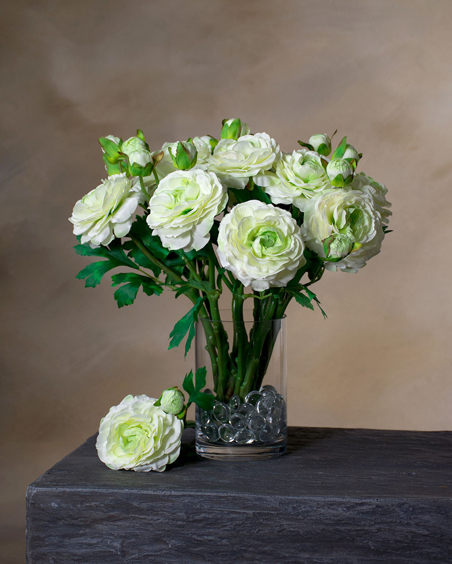 13" Silk Ranunculus Flower Stem Spray