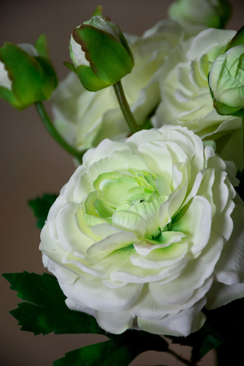 13" Silk Ranunculus Flower Stem Spray