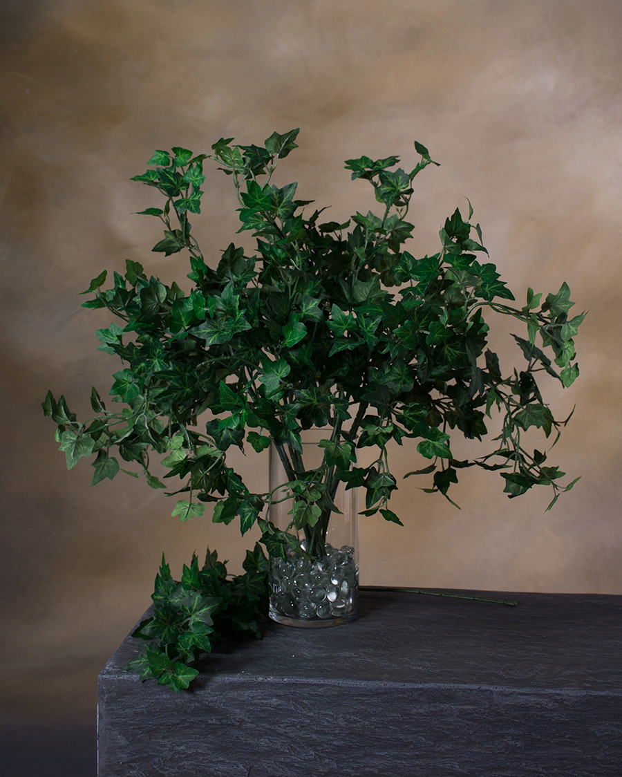 24" Artificial Mini English Ivy Foliage Spray